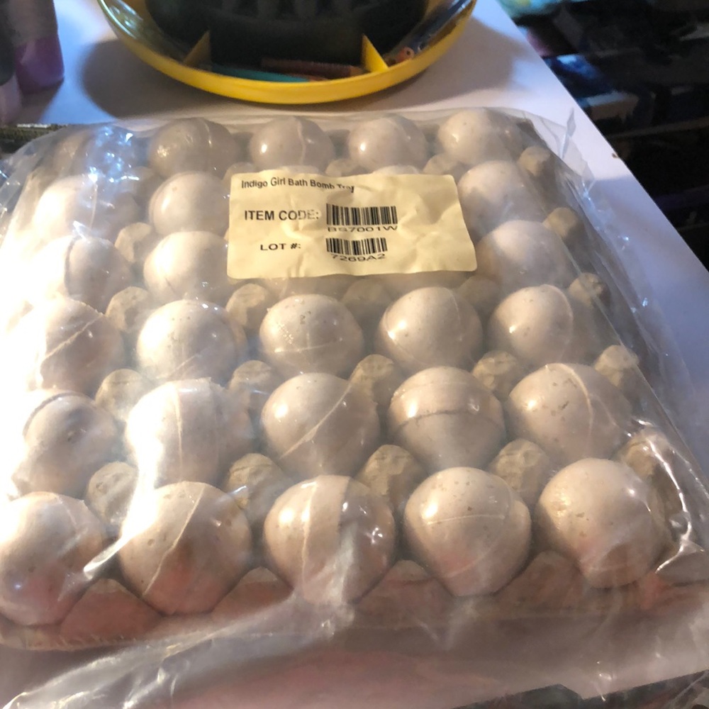 Indigo girl bath bombs